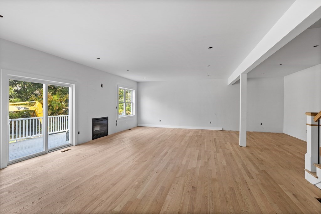 6 Nashoba Road