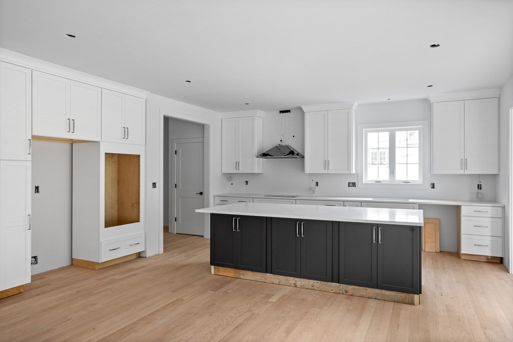 6 Nashoba Road