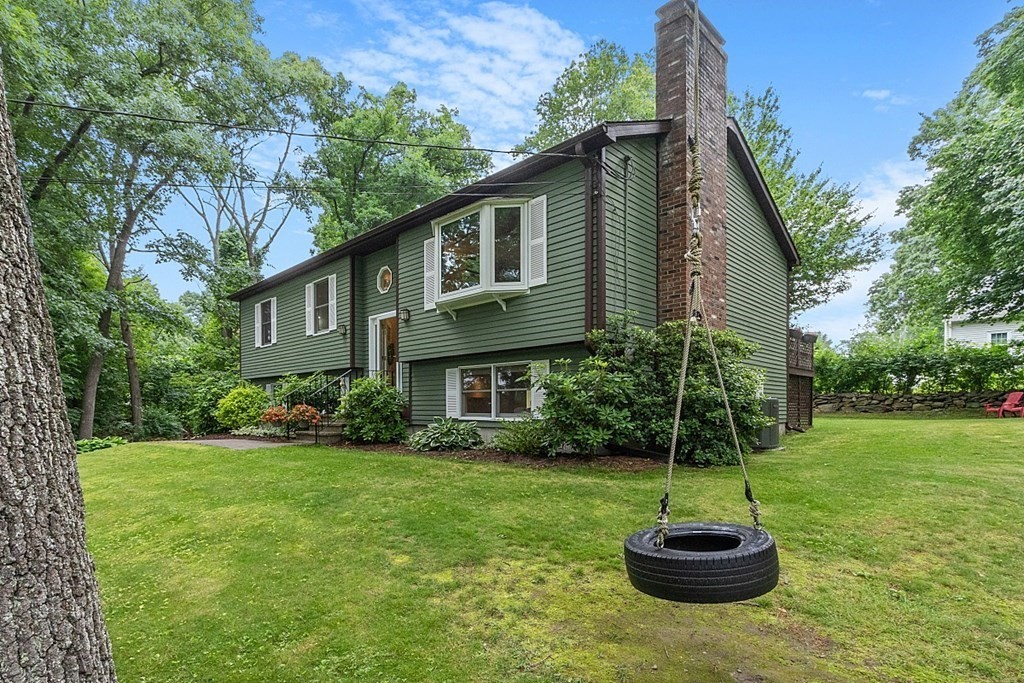 23 Commonwealth Ave