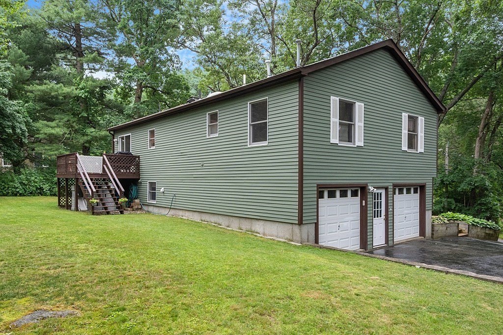 23 Commonwealth Ave