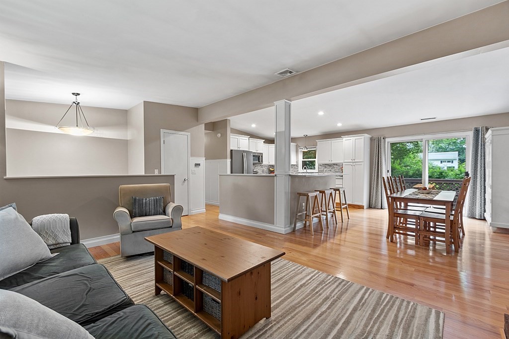 23 Commonwealth Ave