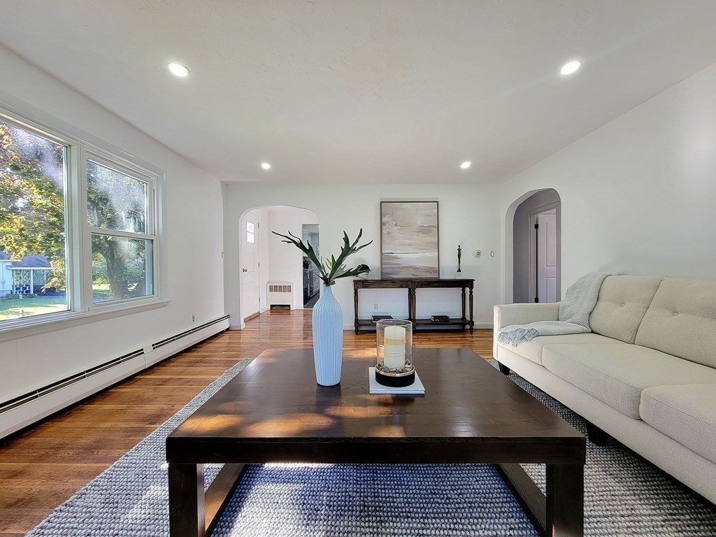 9 Jay St