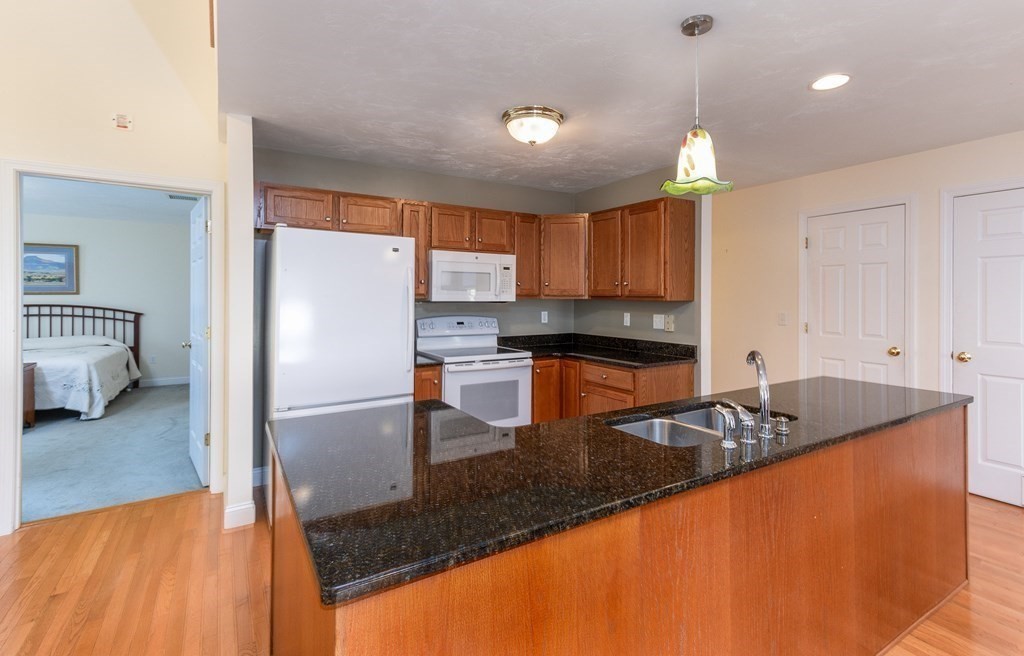 85 Virginia Dr # 25