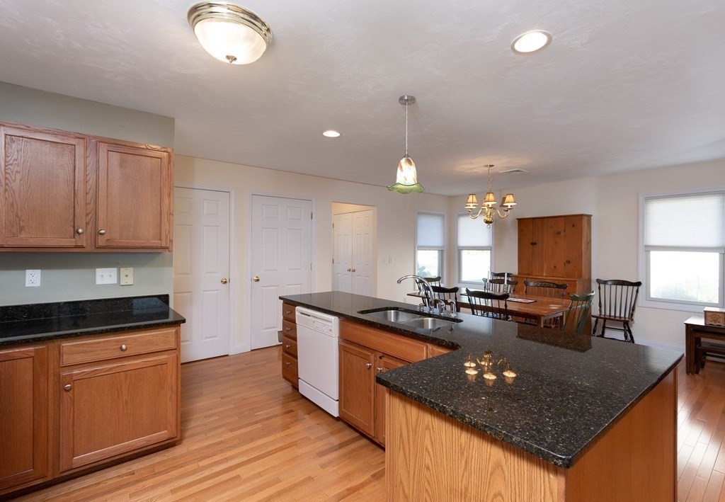 85 Virginia Dr # 25