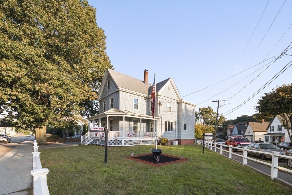352 Lincoln Ave