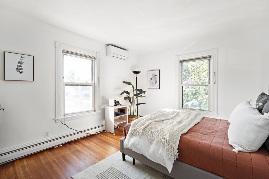 352 Lincoln Ave