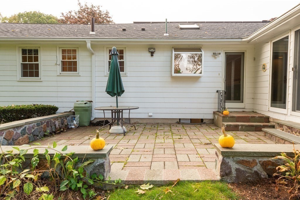 41 Walsh Avenue