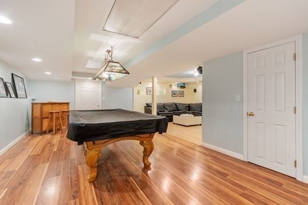 77 Teele Rd