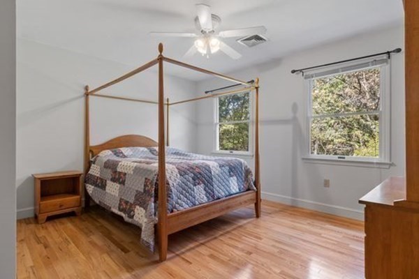 77 Teele Rd