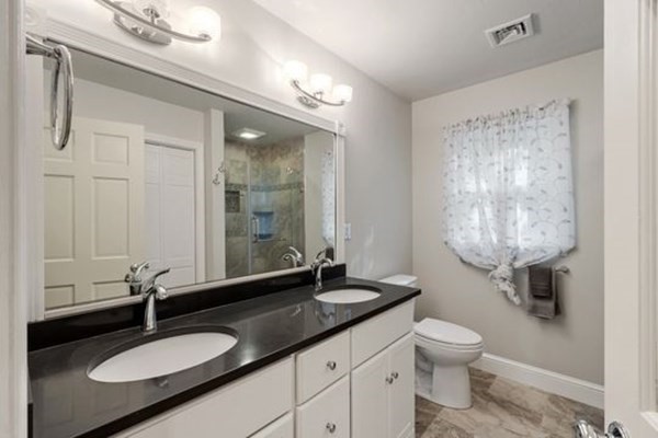 77 Teele Rd