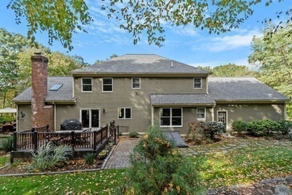 77 Teele Rd