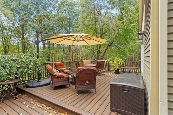 77 Teele Rd