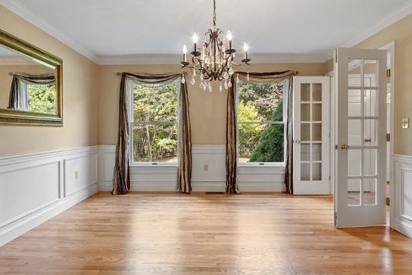 77 Teele Rd