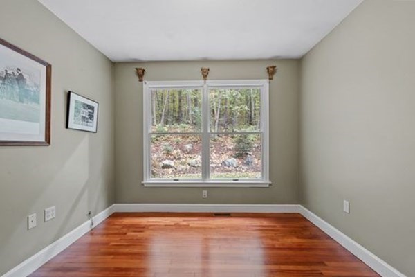 77 Teele Rd