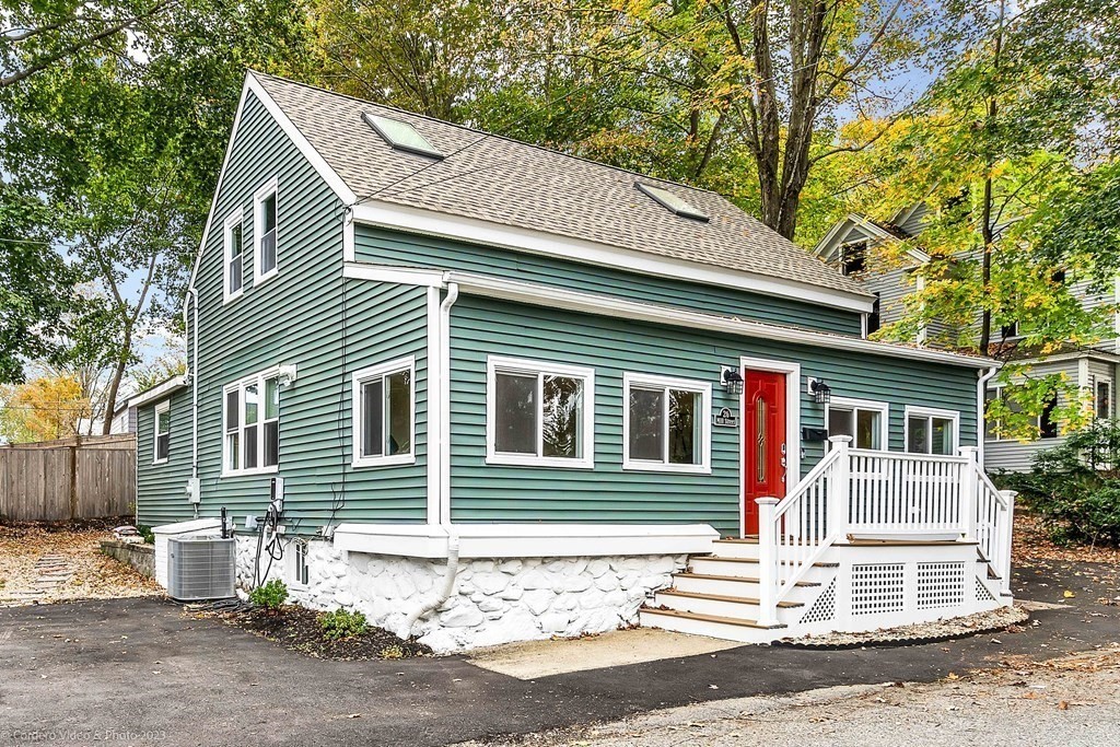 26 Mill St