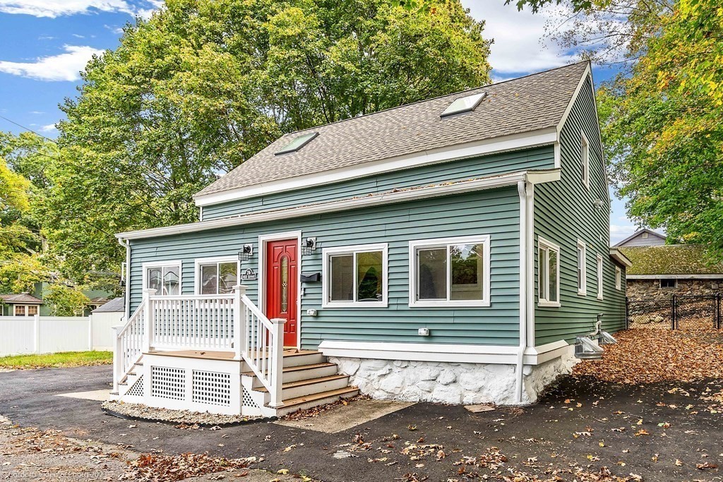 26 Mill St