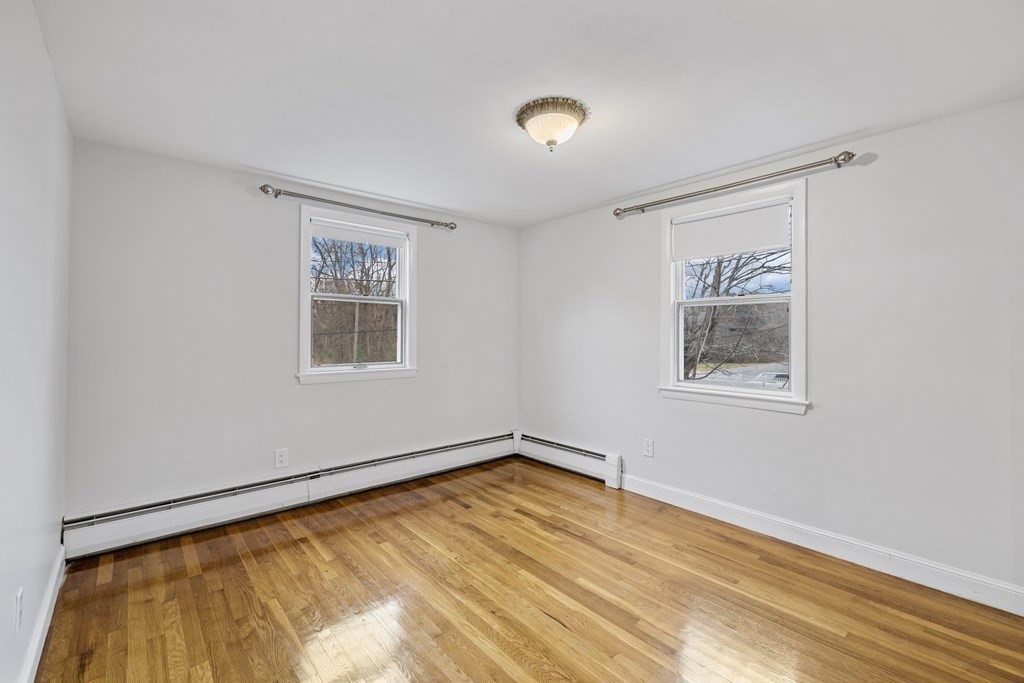 5 Lillian Road