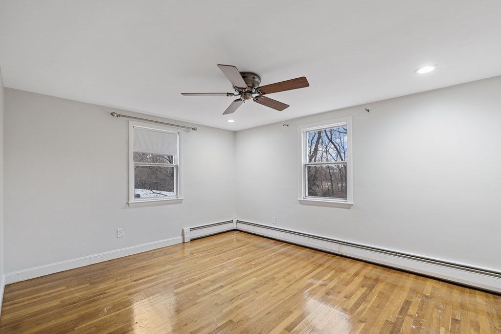 5 Lillian Road
