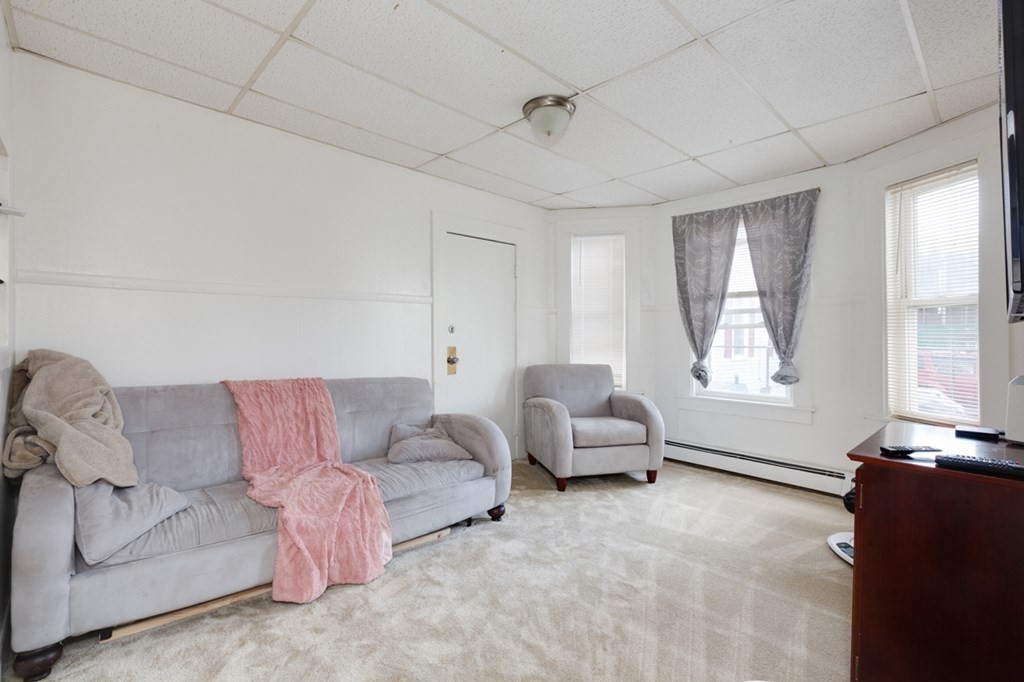 46 Aiken Ave