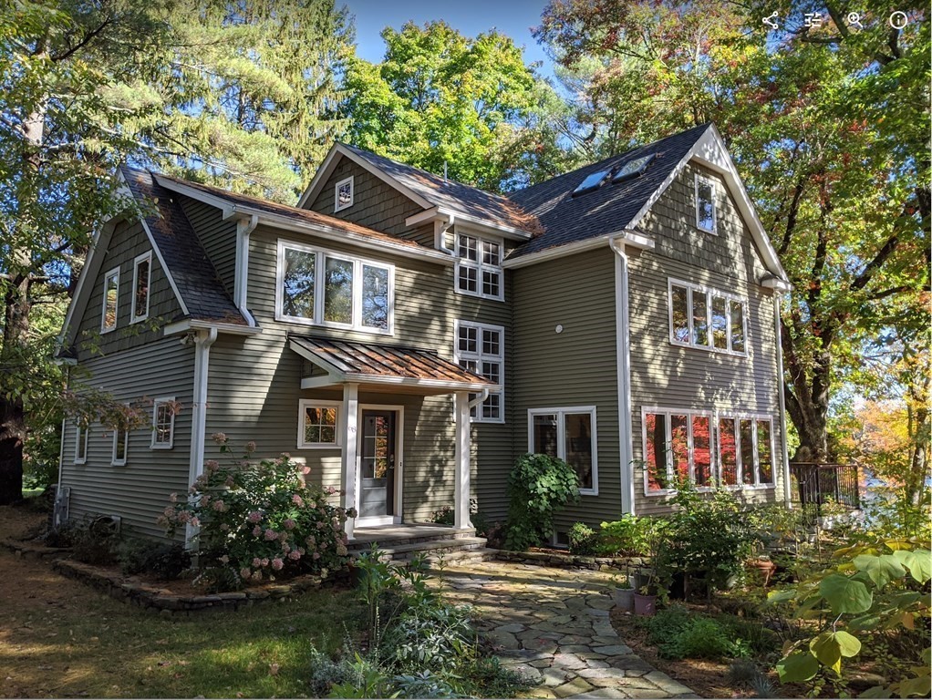 68 Hudson Rd