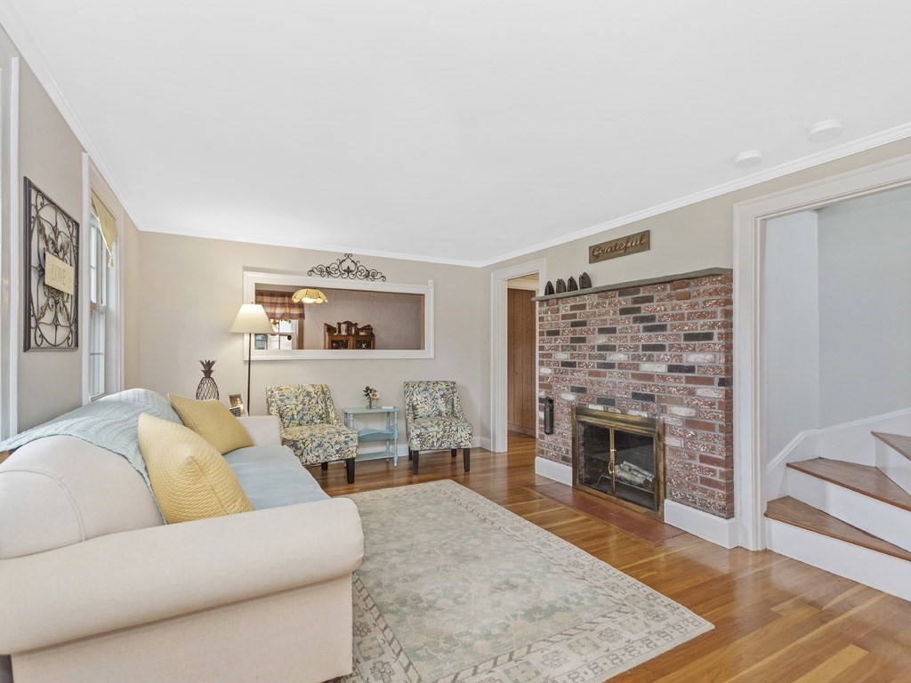 75 Charlotte Rd