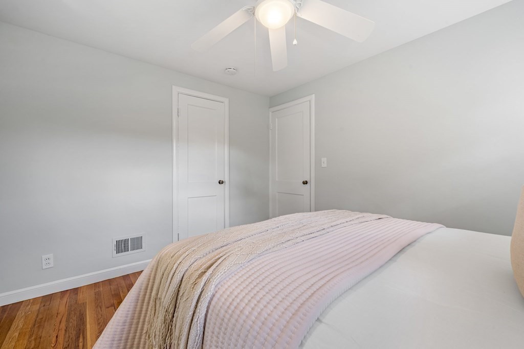 32 Dunster Road