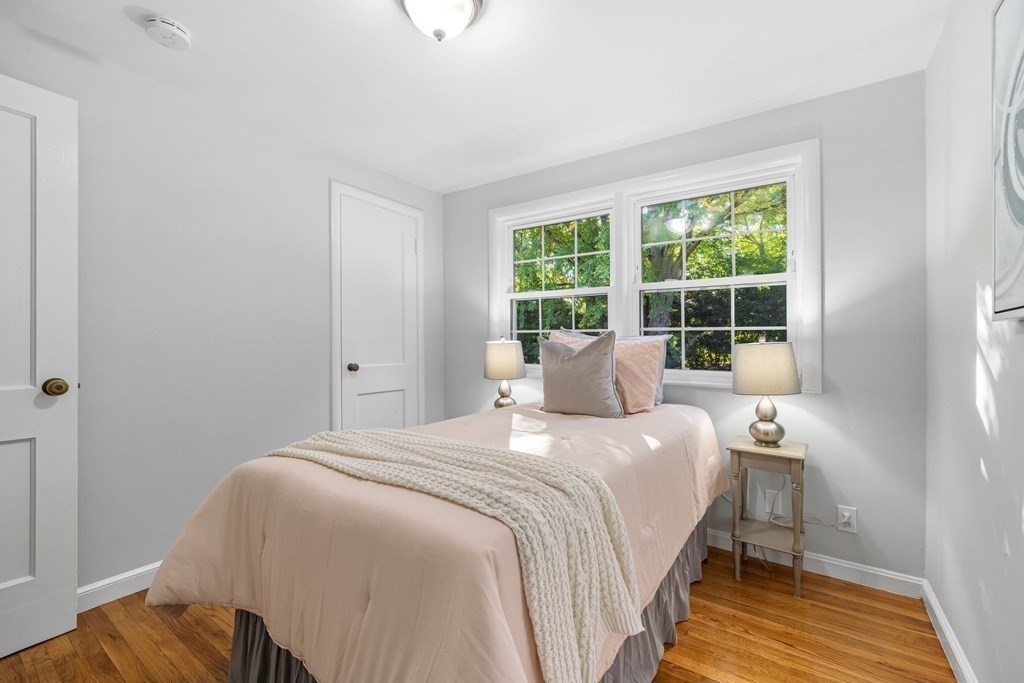 32 Dunster Road