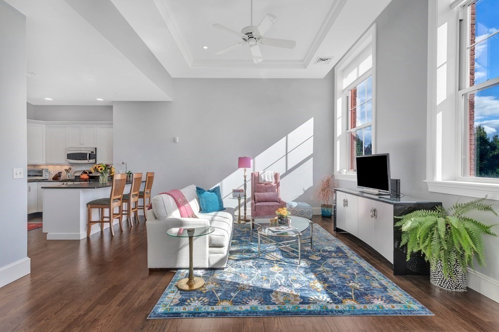 33 Forest St # 311