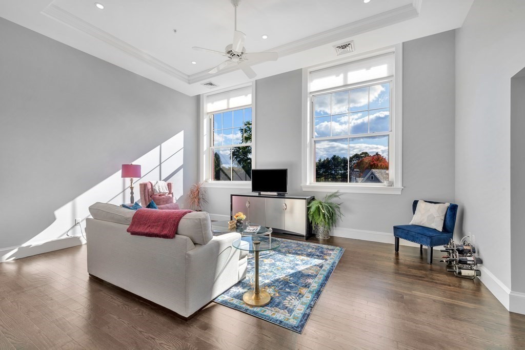 33 Forest St # 311