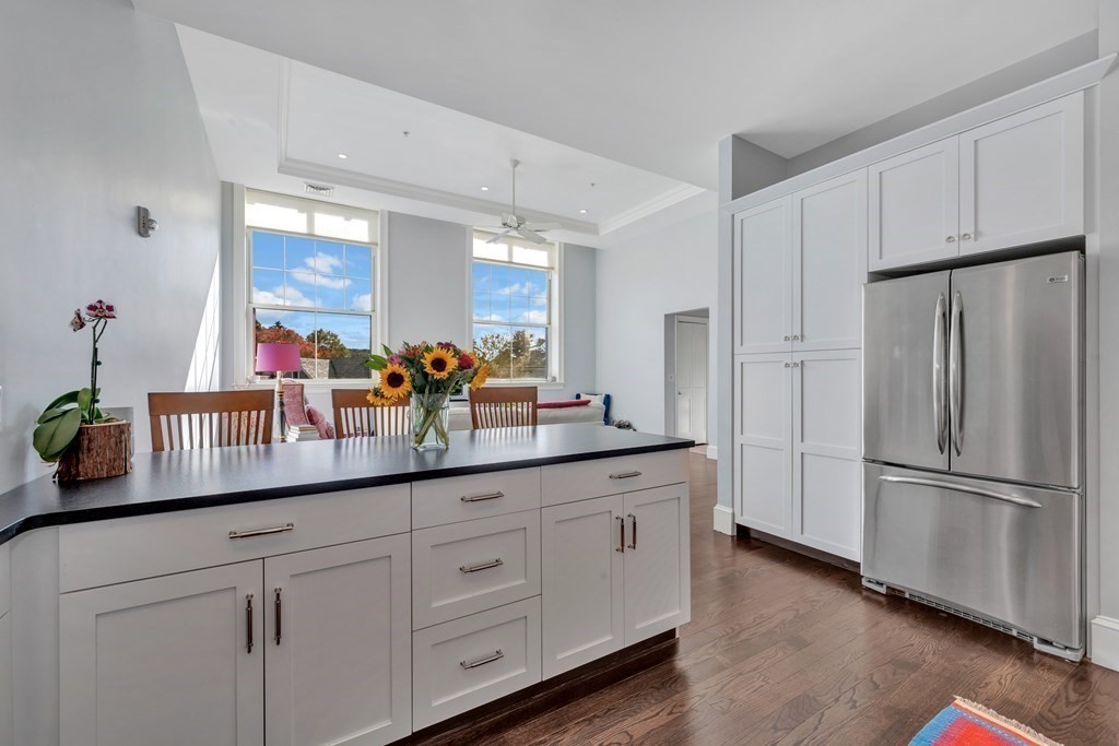 33 Forest St # 311