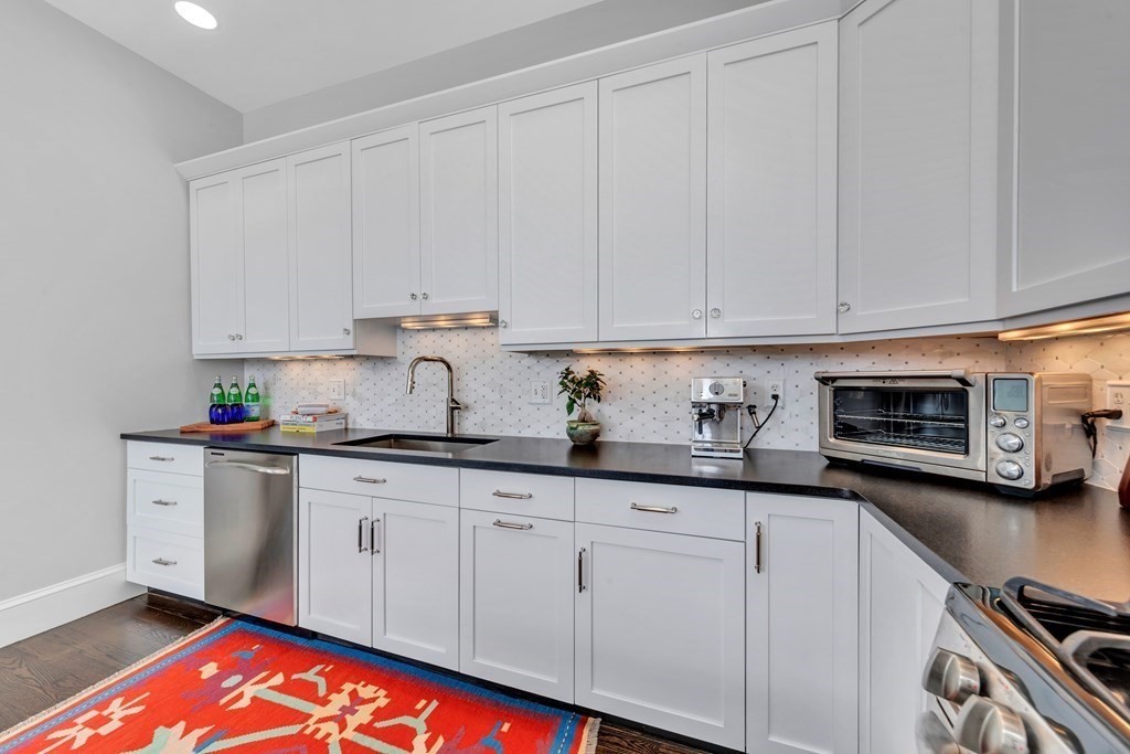 33 Forest St # 311