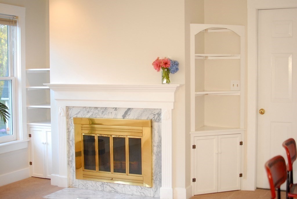 33 Westvale Mdws # A