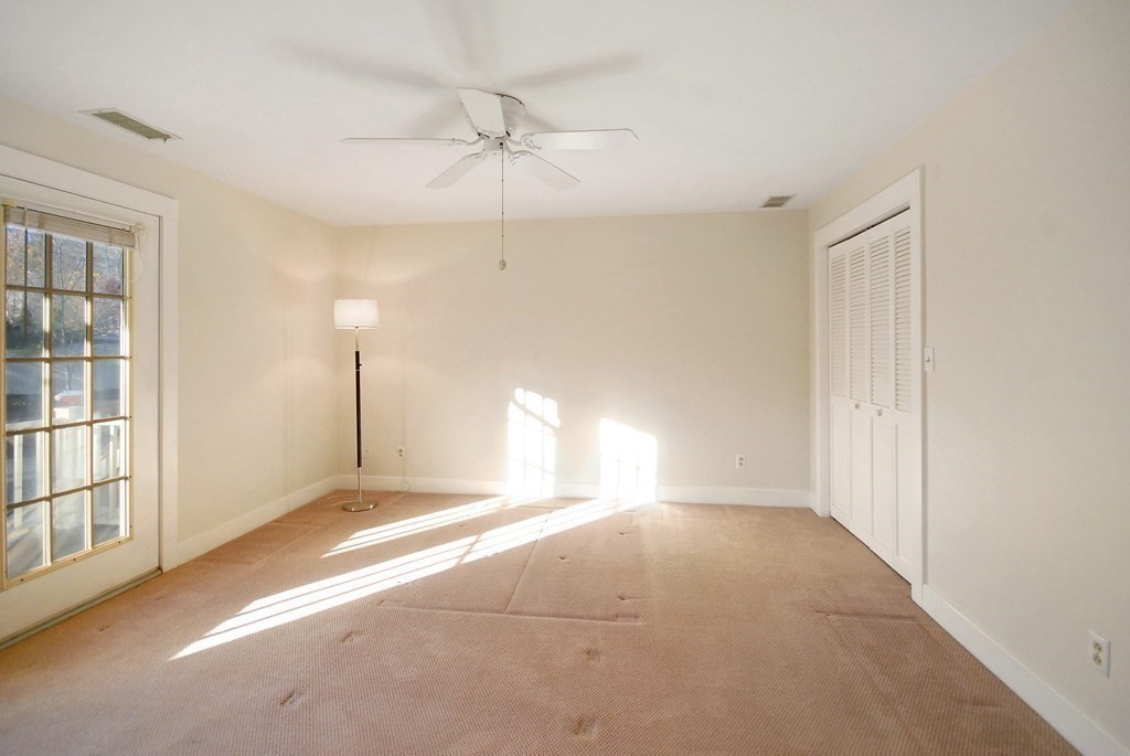 33 Westvale Mdws # A