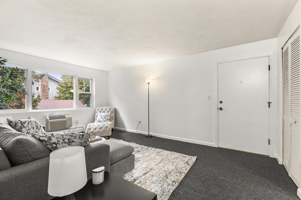 924 Main Street # 27