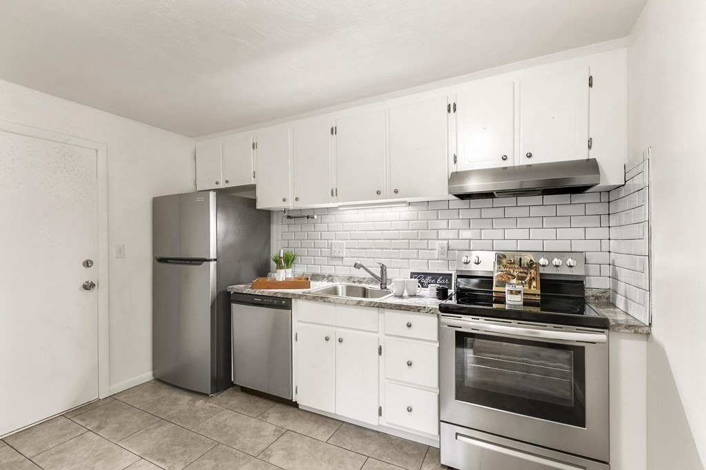 924 Main Street # 27