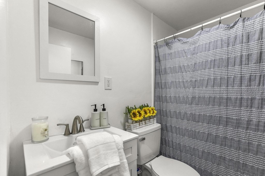 924 Main Street # 27