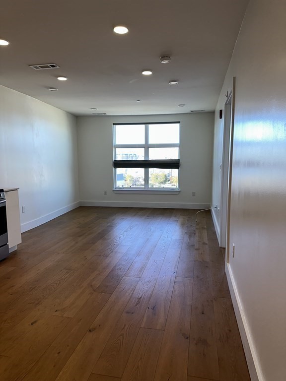 250 Meridian Street # 304