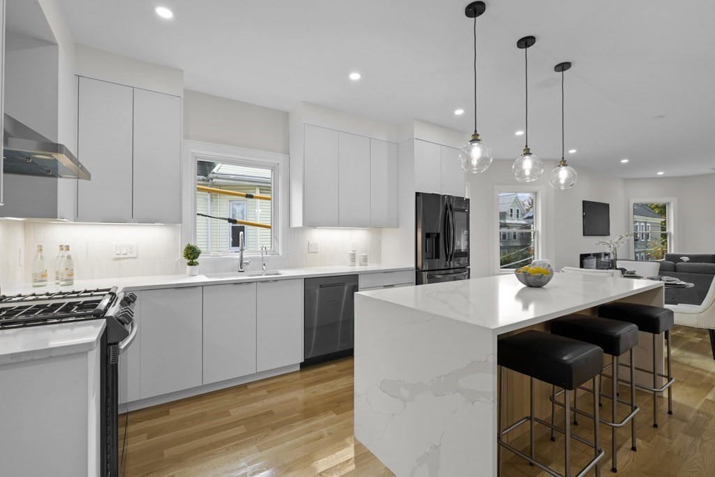 73 Orchard St # 2