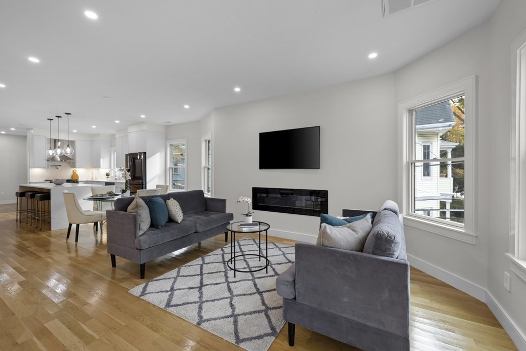 73 Orchard St # 2