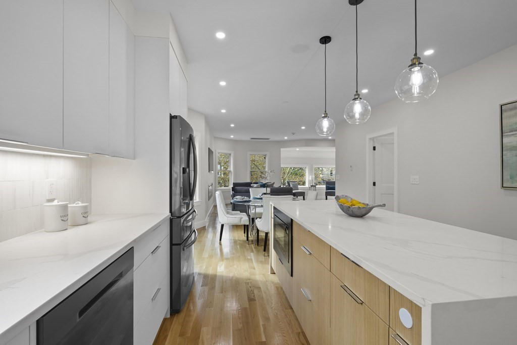 73 Orchard St # 2