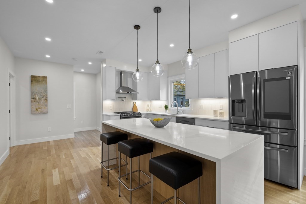 73 Orchard St # 2