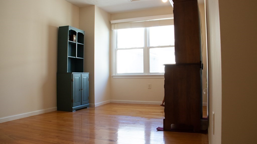 201 Main St # 32