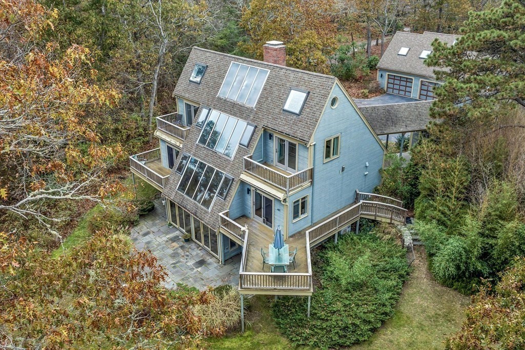 144 Meadow Ln