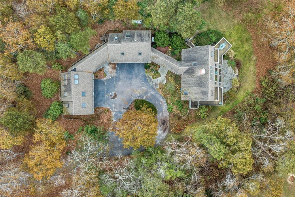 144 Meadow Ln