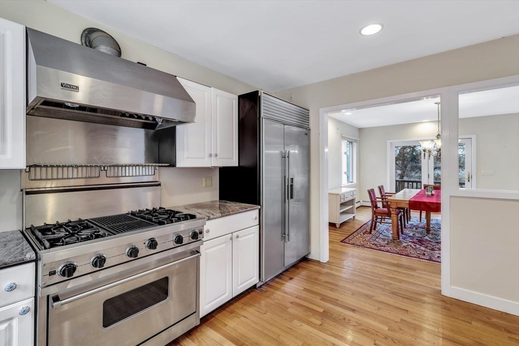 144 Meadow Ln