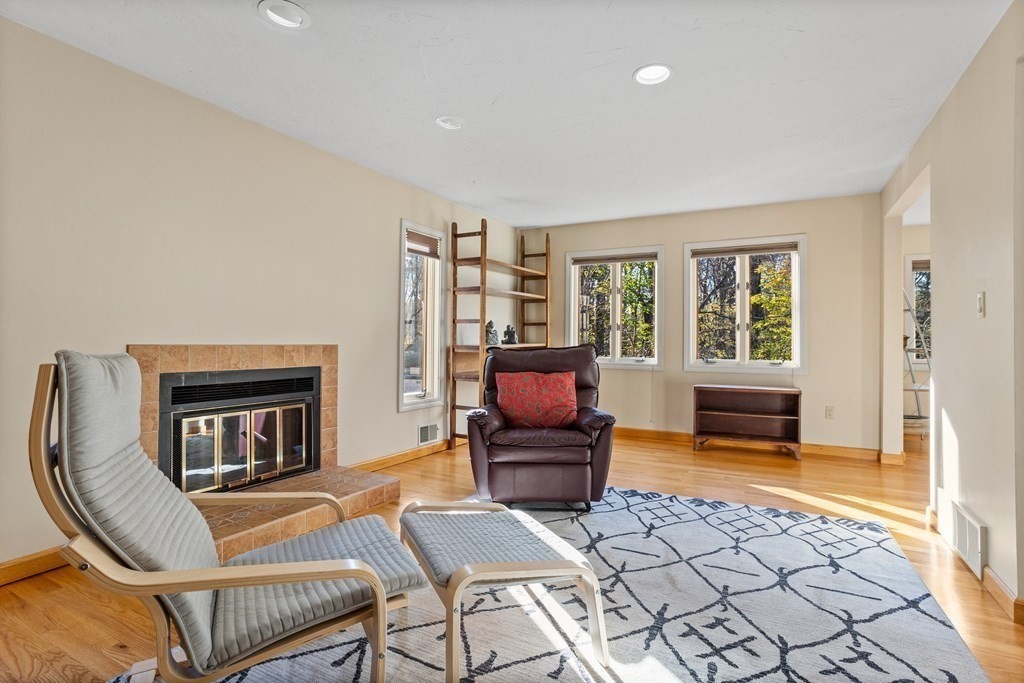 115 South Meadow Road
