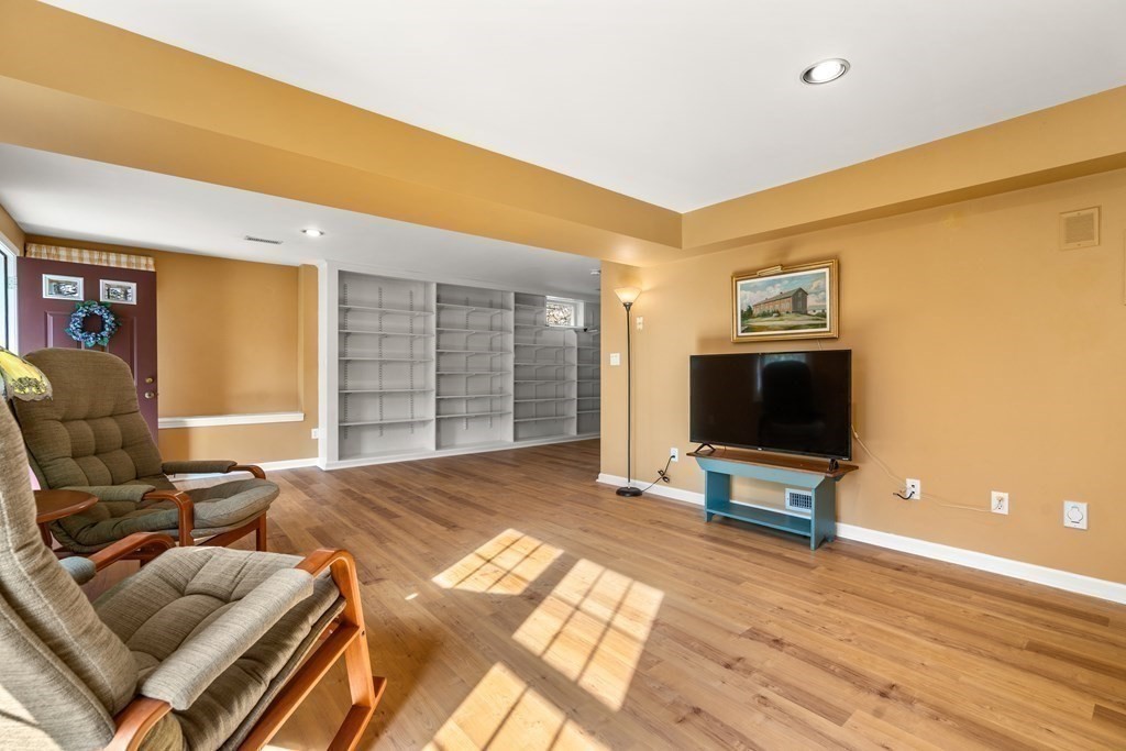 120 Audubon Dr # 120