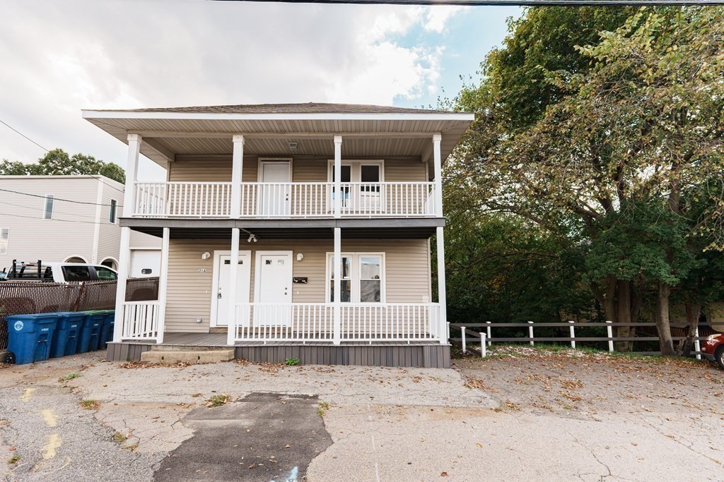 318-320 Quincy Ave