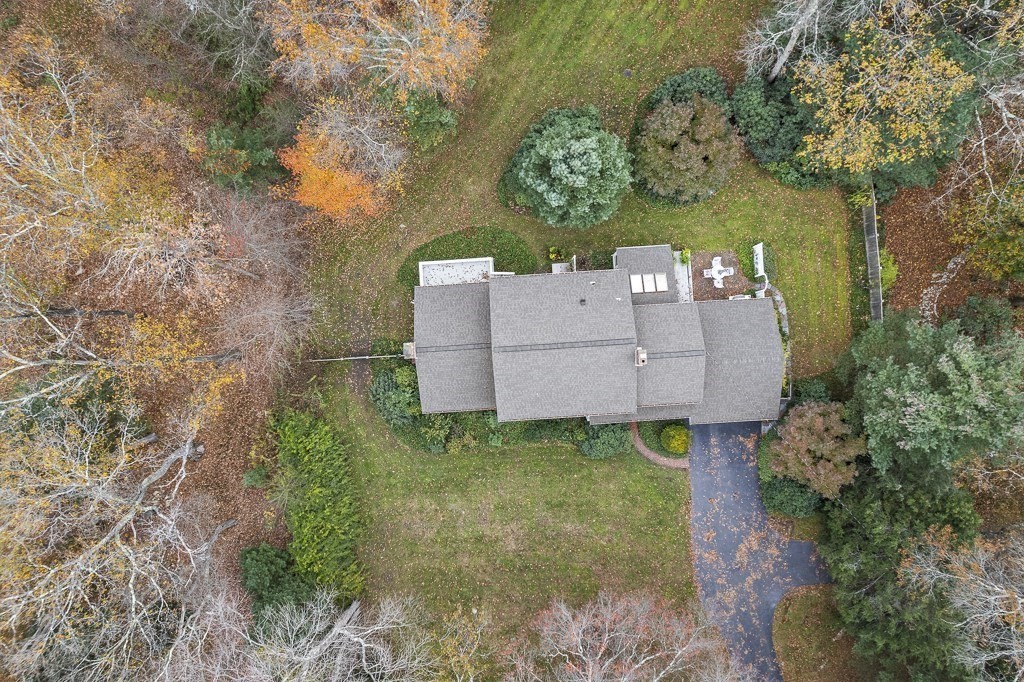 18 Hartford St
