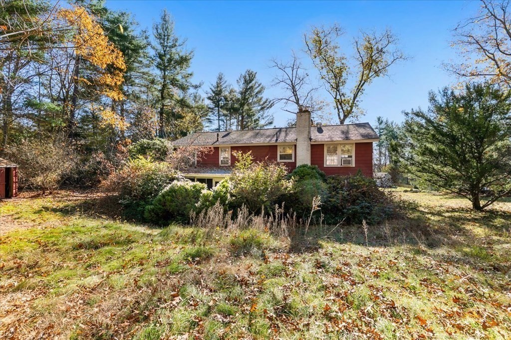 17 Marion Dr